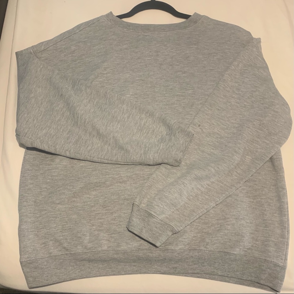Sweatshirt - Picture 2 of 3